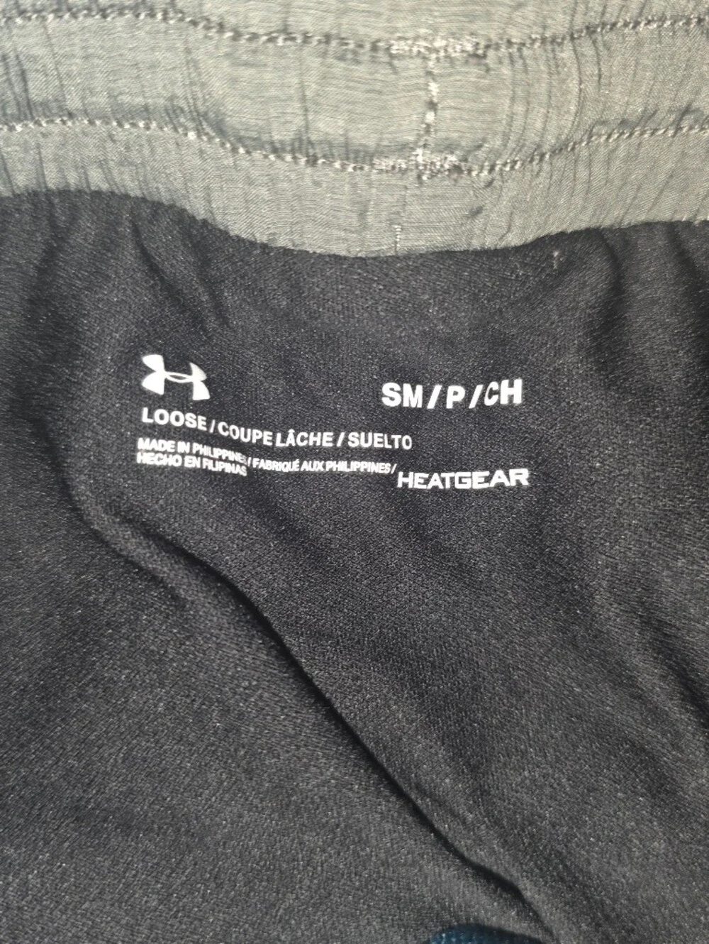 Women's Athletic UNDER ARMOUR Shorts ~~ Size Small